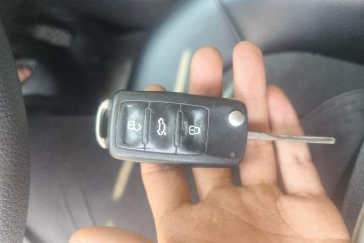 Used Volkswagen Santana 2013 1.6L Automatic Comfort Edition