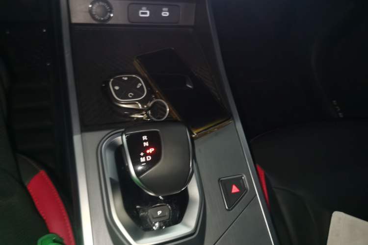 Used JETOUR Dashing 2024 1.5T DCT Longteng Edition PRO Gear Lever