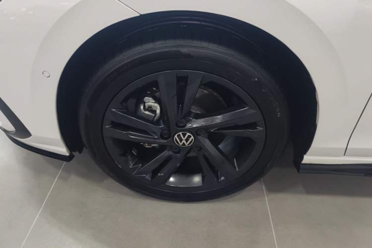 Used Volkswagen Golf 2021 280TSI DSG R-Line
