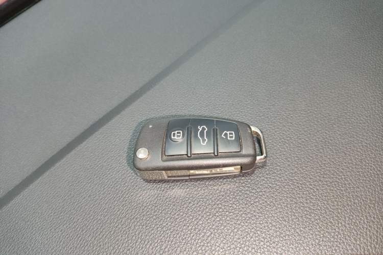 Used Audi Q2L 2018 35 TFSI Launch Exclusive Edition China VI