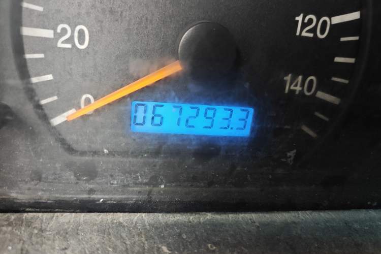 Used Dongfeng Xiaokang K07II 2013 1.0L Base Version Odometer Close Up