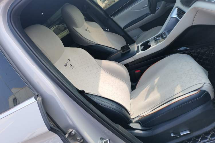 Used BYD Song PLUS New Energy 2024 Honor Edition EV 520km Premium Model
