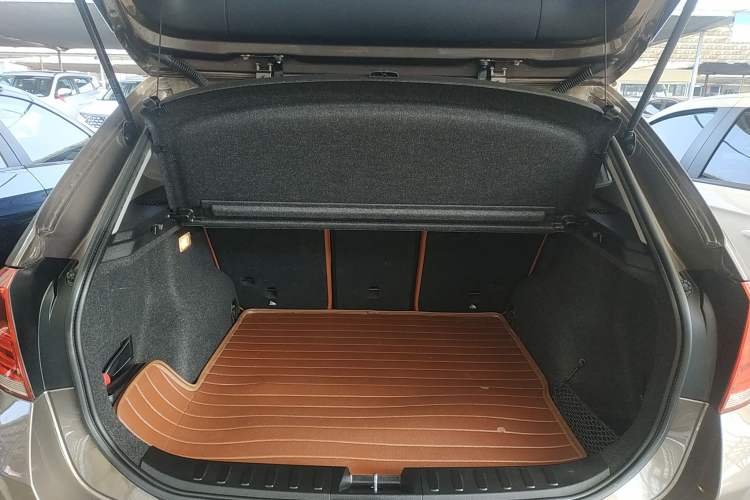 Used BMW X1 2013 sDrive18i Fashion Model