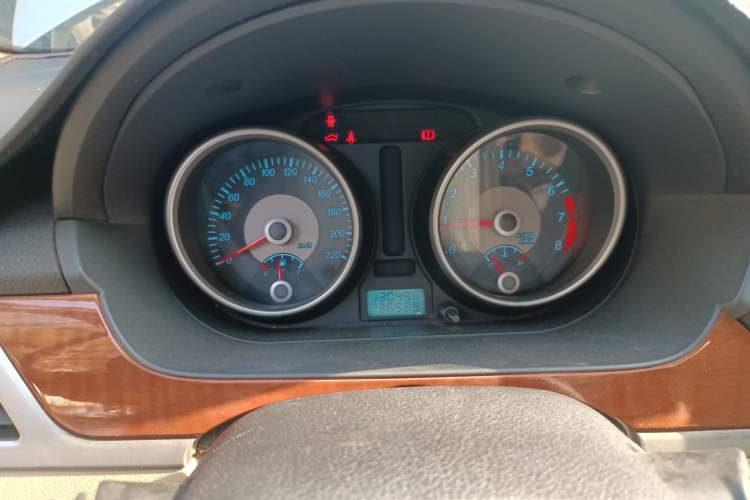 Used Buick Excelle 2011 1.6 LE-MT
