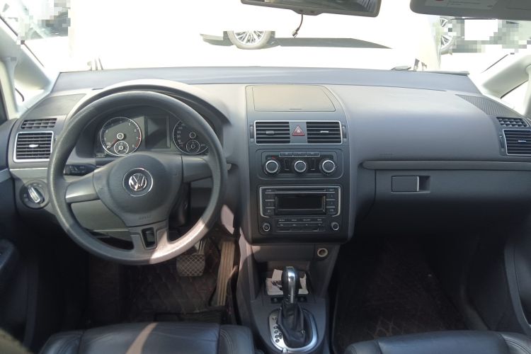 Used Volkswagen Touran 2015 1.4T DSG Comfort Edition 5 Seats