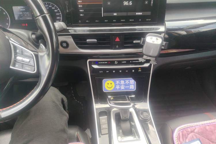 Used Kia KX3 2020 1.5L CVT Trend Edition Audio And AC Panel