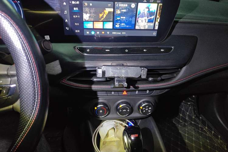 Used Buick Verano 2022 Pro GS Wind-Chasing Edition