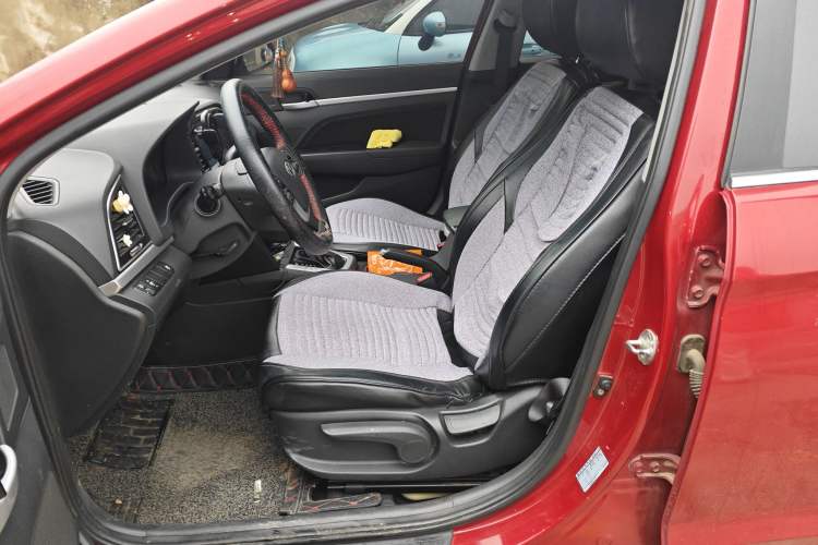 Used Hyundai Elantra (6th Generation / Lingdong) 2016 1.6L Automatic ZhiXuan – Elite Version
