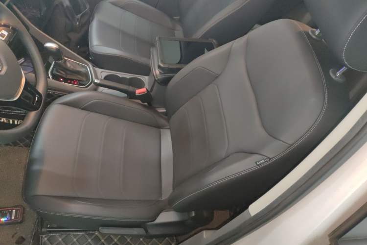 Used Jetta VS5 2019 280TSI Automatic Enjoyment Model
