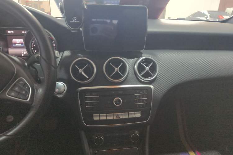 Used Mercedes-Benz A-Class 2017 Revised Version A 200 Fashion Edition