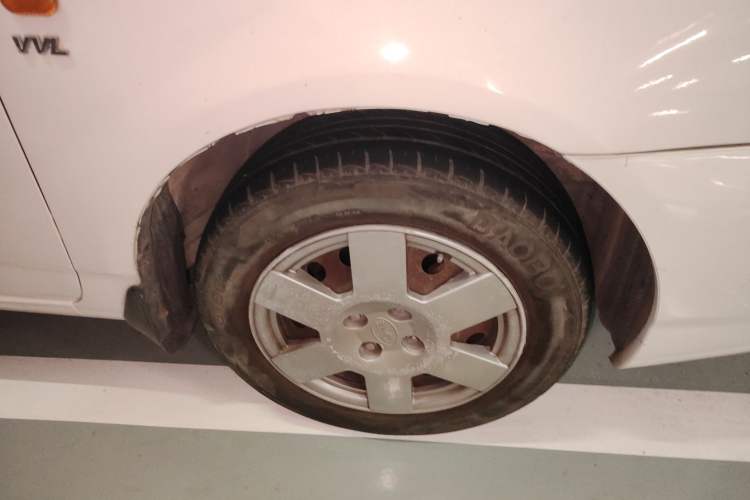 Used BYD F3 2013 1.5L Automatic Standard Edition Right Front Wheel Hub