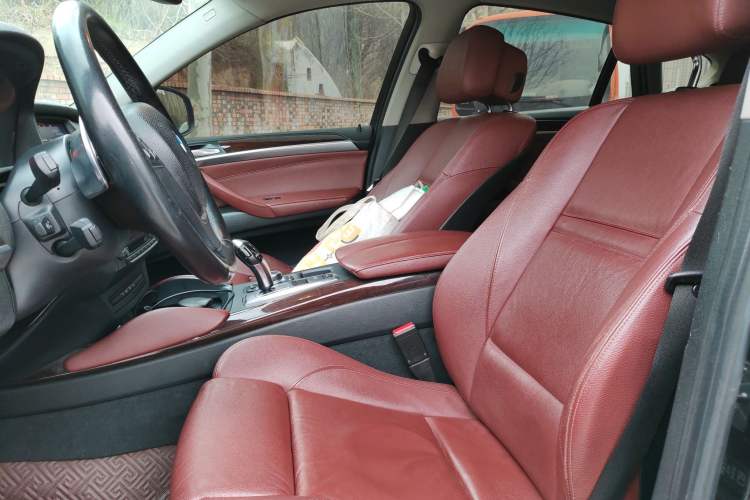 Used BMW X6 2011 xDrive35i
