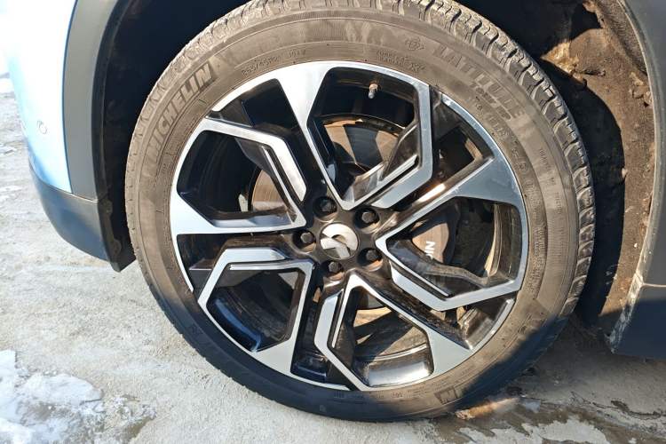 Used Nio ES8 2018 355 km Base Version 7-Seater Edition