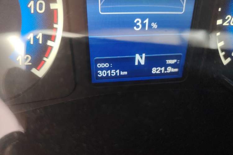 Used Dongfeng Junfeng ER30 2018 Base Model
