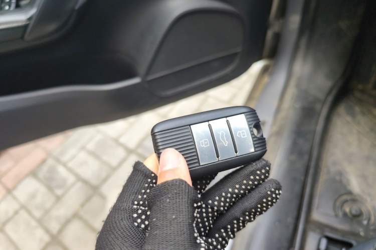 Used MG 6 2017 20T Manual Luxury Smart Connect Version China V Standard