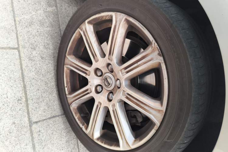 Used Volvo V40 2019 T3 Smart Luxury Edition