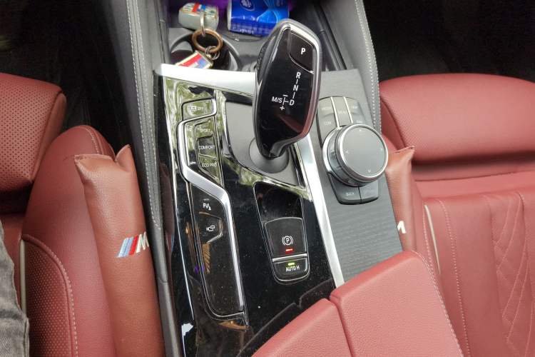 Used BMW 5 Series 2022 Second Facelift 530Li Luxury Version M Sport Package
