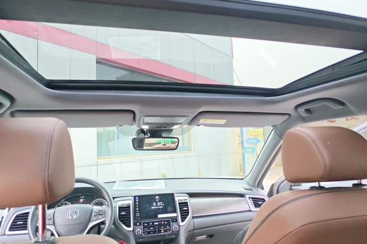 Used Honda UR-V 2017 370TURBO Four-Wheel Drive Prestige Edition China V Headliner