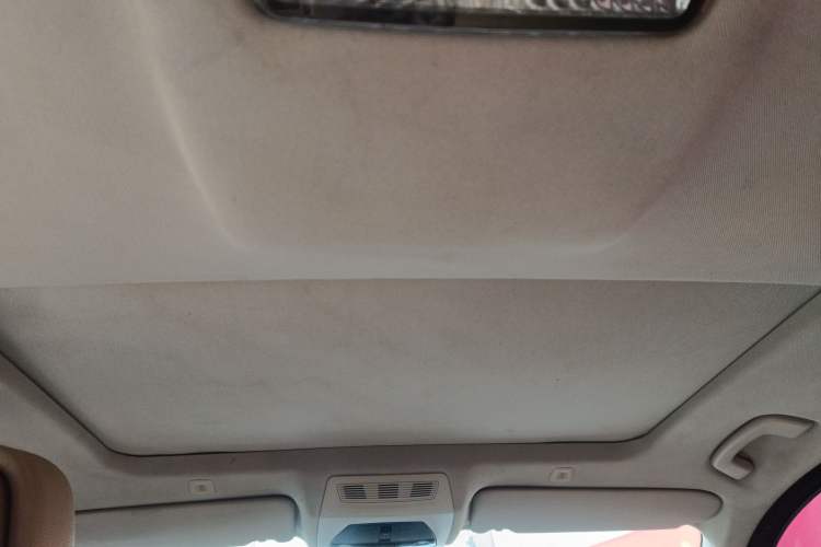 Used BMW 5 Series 2012 523Li Luxury Model
