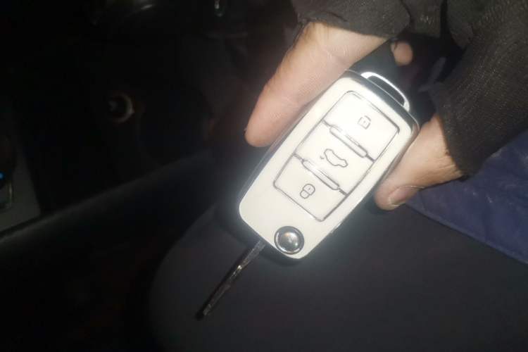 Used Volkswagen Polo 2016 1.6L Automatic Comfort Model
