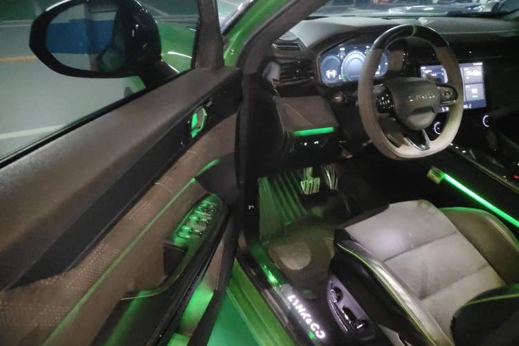 Used Lynk & Co 05 2022 05+ 2.0TD Automatic Performance Package
