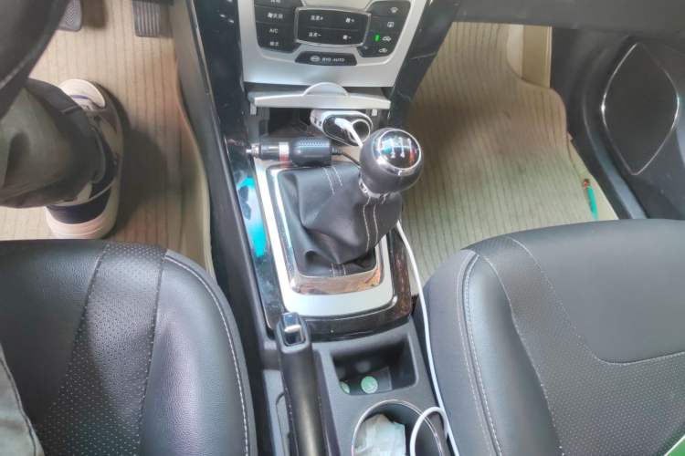 Used BYD Surui 2014 1.5L Manual Luxury Model
