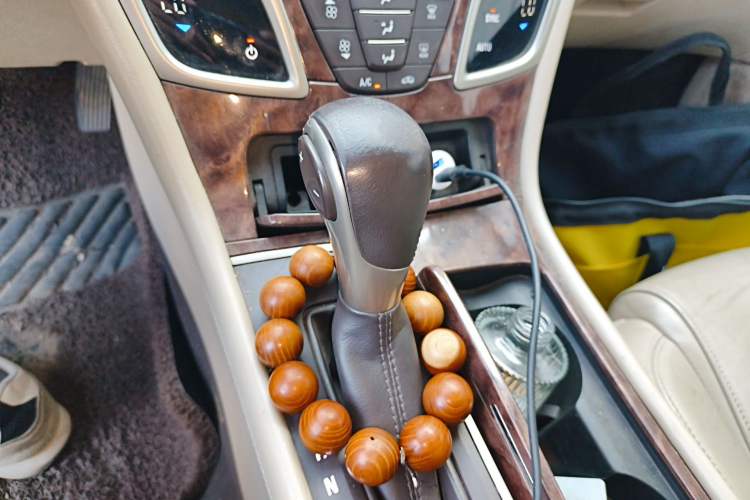 Used Buick LaCrosse 2013 2.4L SIDI Leading Comfort Version Gear Lever