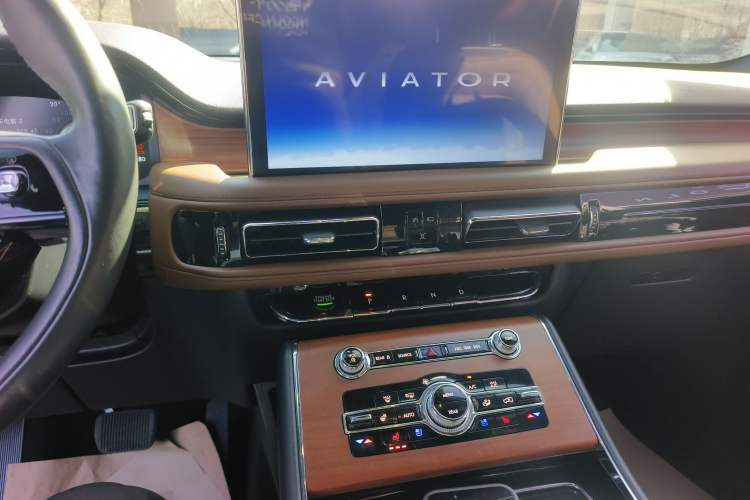 Used Lincoln Aviator 2020 3.0T V6 Four-Wheel Drive Zunya Edition Audio And AC Panel