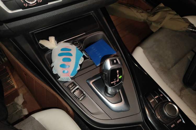 Used BMW 1 Series 2012 116i Leading Model Gear Lever