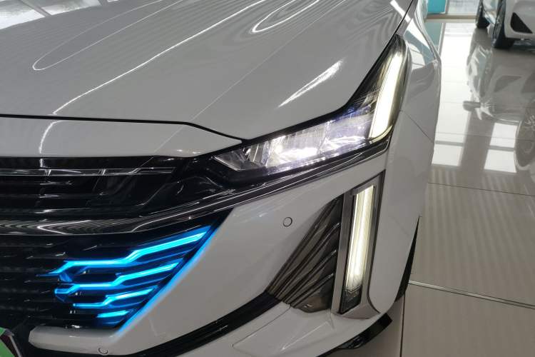 Used Cadillac CT5 2021 Revised 28T Luxury Version Left Front Headlight