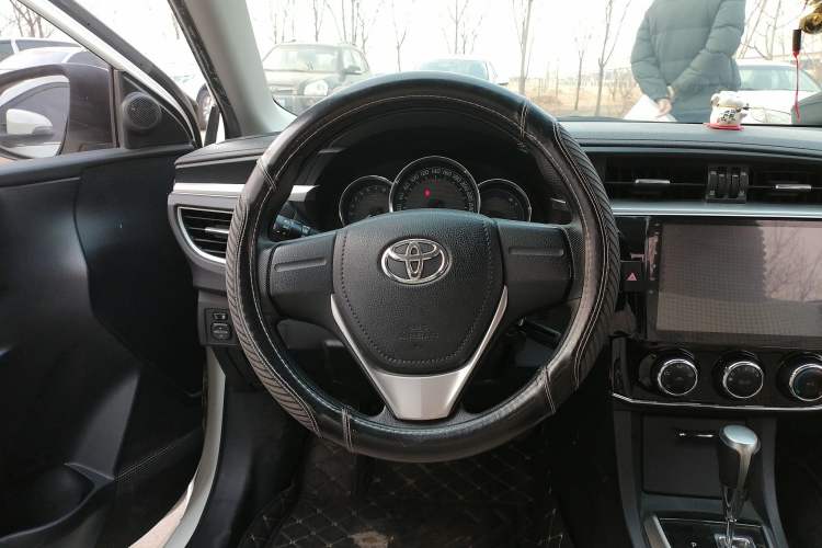 Used Toyota Corolla 2017 Revised Version 1.6L S-CVT GL