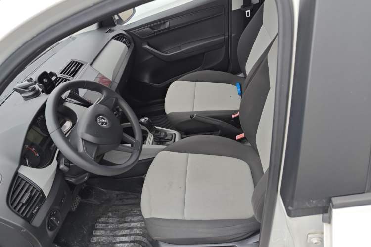 Used Skoda Fabia 2015 1.4L Automatic Front-Drive Model