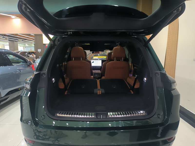 Used Li Auto L9 2023 Pro Model — 18