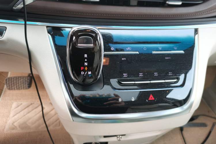 Used Buick GL8 2021 Land Cruiser Executive 652T Premium Model
