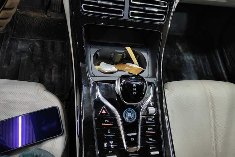 Used BYD Qin PLUS 2023 Champion Edition DM-i 55KM Leading Model
