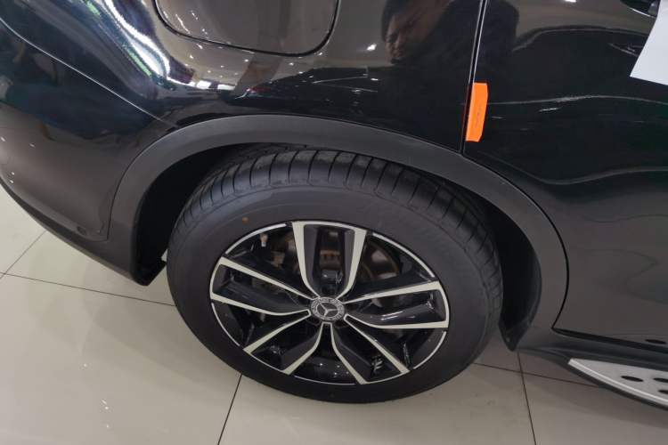 Used Mercedes-Benz GLC 2020 Facelift GLC 300 L 4MATIC Dynamic Edition