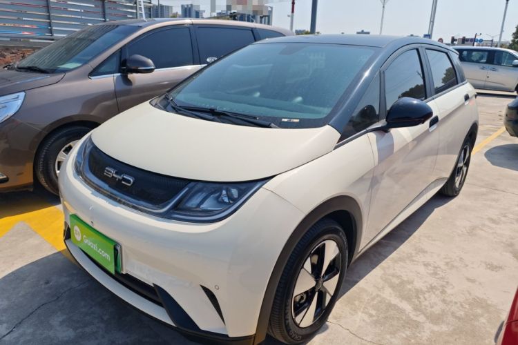 Used BYD Dolphin 2023 420 km Fashion Edition