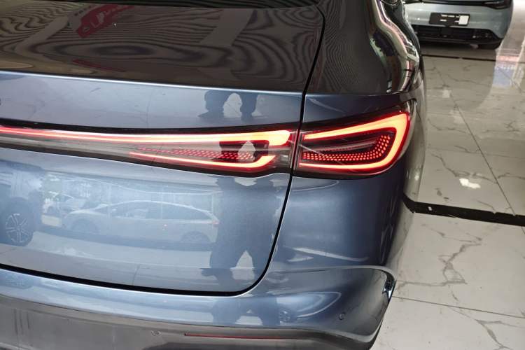 Used BYD Seal 06 New Energy 2024 DM-i 80KM Luxury Model Right Rear Taillight