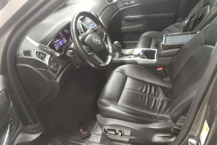 Used Cadillac SRX 2015 3.0L Comfort Version Left Front Seat