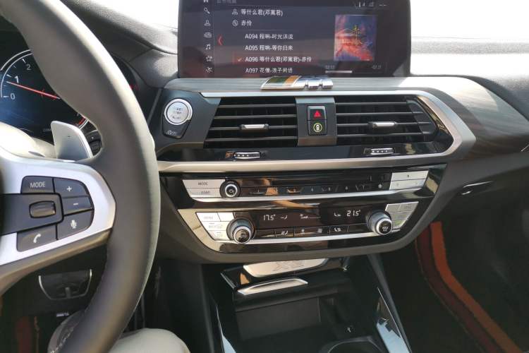 Used BMW X3 2018 xDrive30i Luxury Edition M Sport Package China VI Audio And AC Panel