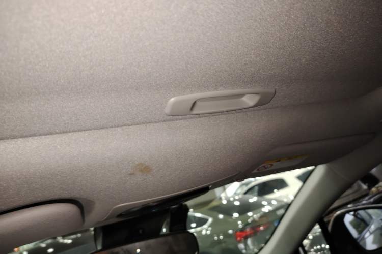 Used Toyota Corolla Cross 2022 2.0L Elite Edition Headliner