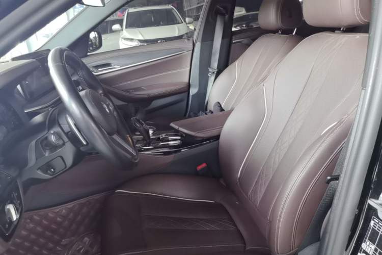 Used BMW 5 Series 2023 530Li Leading Model M Sport Package