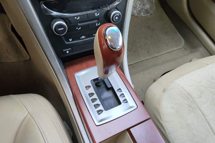 Used Roewe 550 2010 550S 1.8L Automatic Start-Zhen New Year Edition Gear Lever