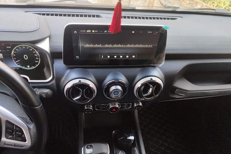 Used BAIC Off-Road F40 2021 2.0T Automatic Cube Edition Audio And AC Panel