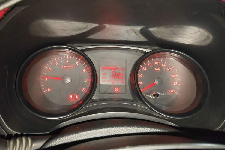 Used Wuling Hongguang 2019 1.5L S Basic Version China VI Standard LAR