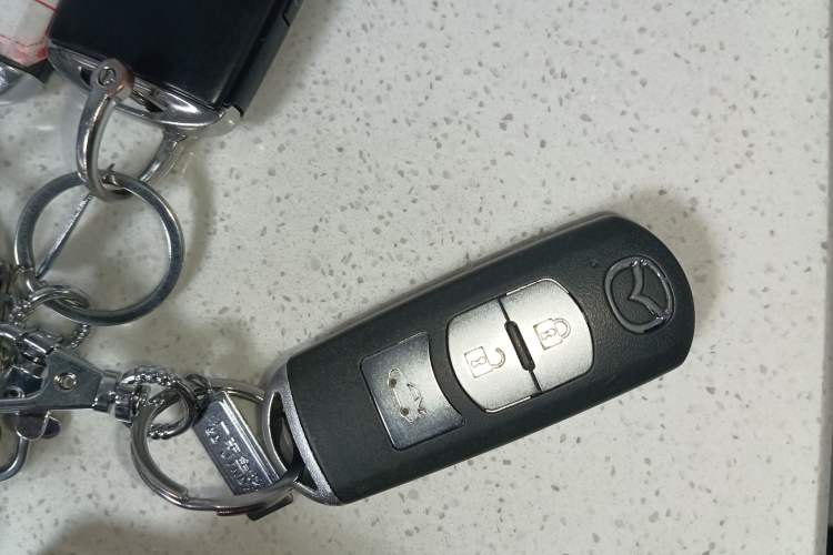 Used Mazda Mazda 3 Axela 2017 Sedan 1.5L Automatic Luxury Model Emission Standard China V
