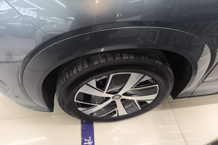 Used BYD Tang L 2025 DM 215KM LiDAR Flagship Model
