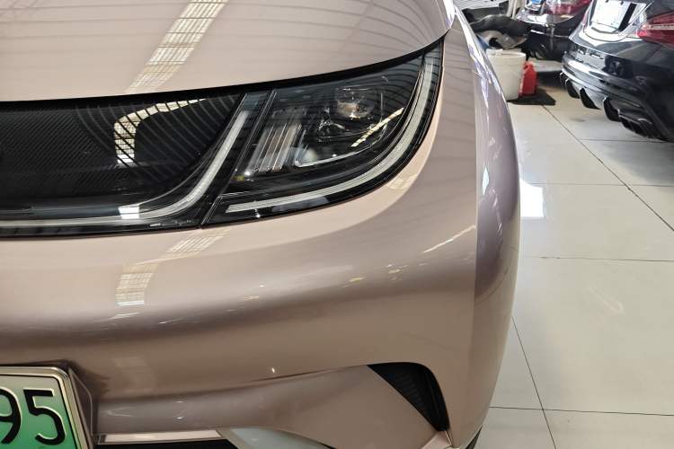 Used BYD Dolphin 2023 420 km Free Version
