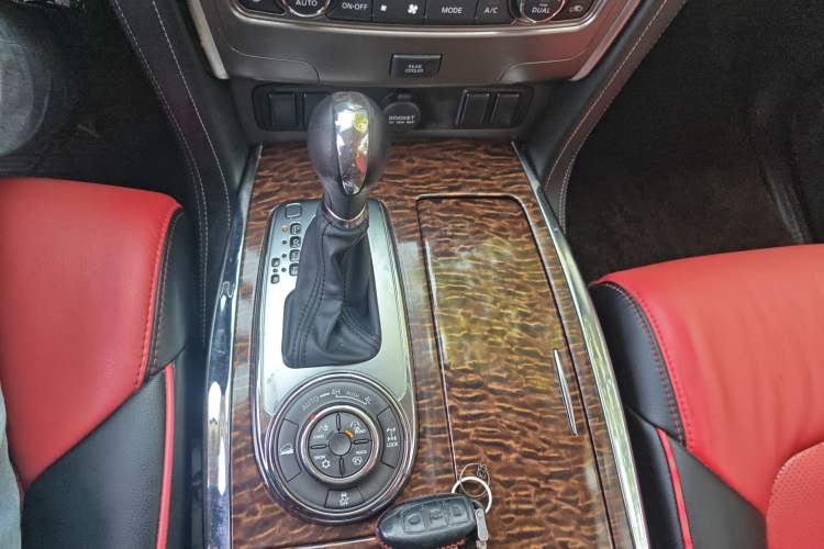 Used Nissan Patrol 2017 4.0L XE Middle East Version
