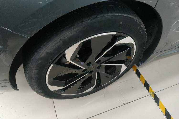 Used Zeekr 001 2022 Ultra-Long Range Dual-Motor ME Version